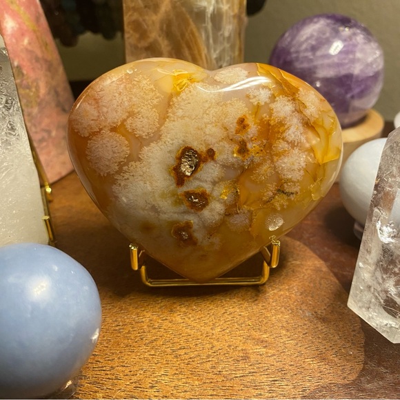 Crystal~New Carnelian Flower Agate. She’s a Thick heavy Heart! - Picture 3 of 5